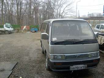 1998 Nissan Caravan