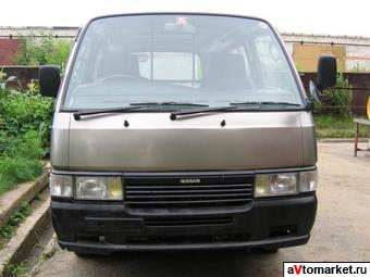 1998 Nissan Caravan Pictures