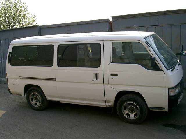 1999 Nissan Caravan