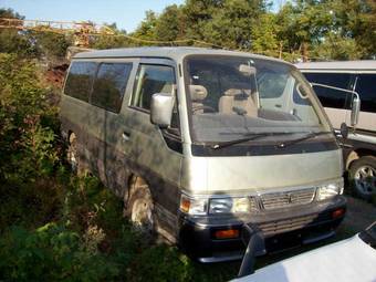 1999 Nissan Caravan Pictures