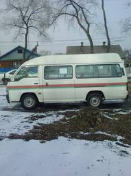 2000 Nissan Caravan Pictures