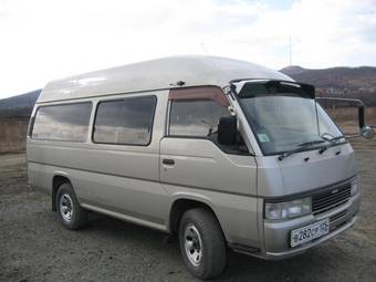 2000 Nissan Caravan Pictures