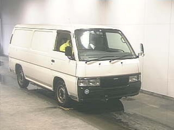 2001 Nissan Caravan