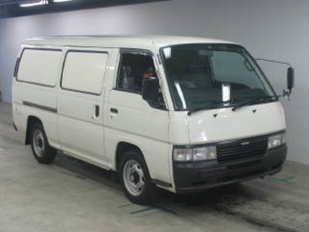 2001 Nissan Caravan