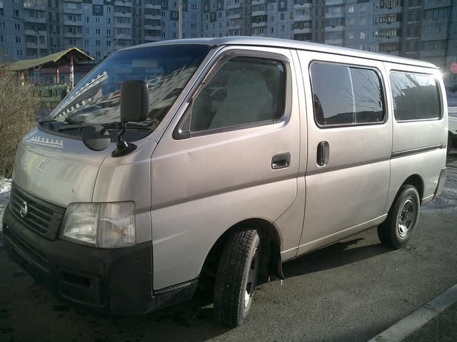 2001 Nissan Caravan