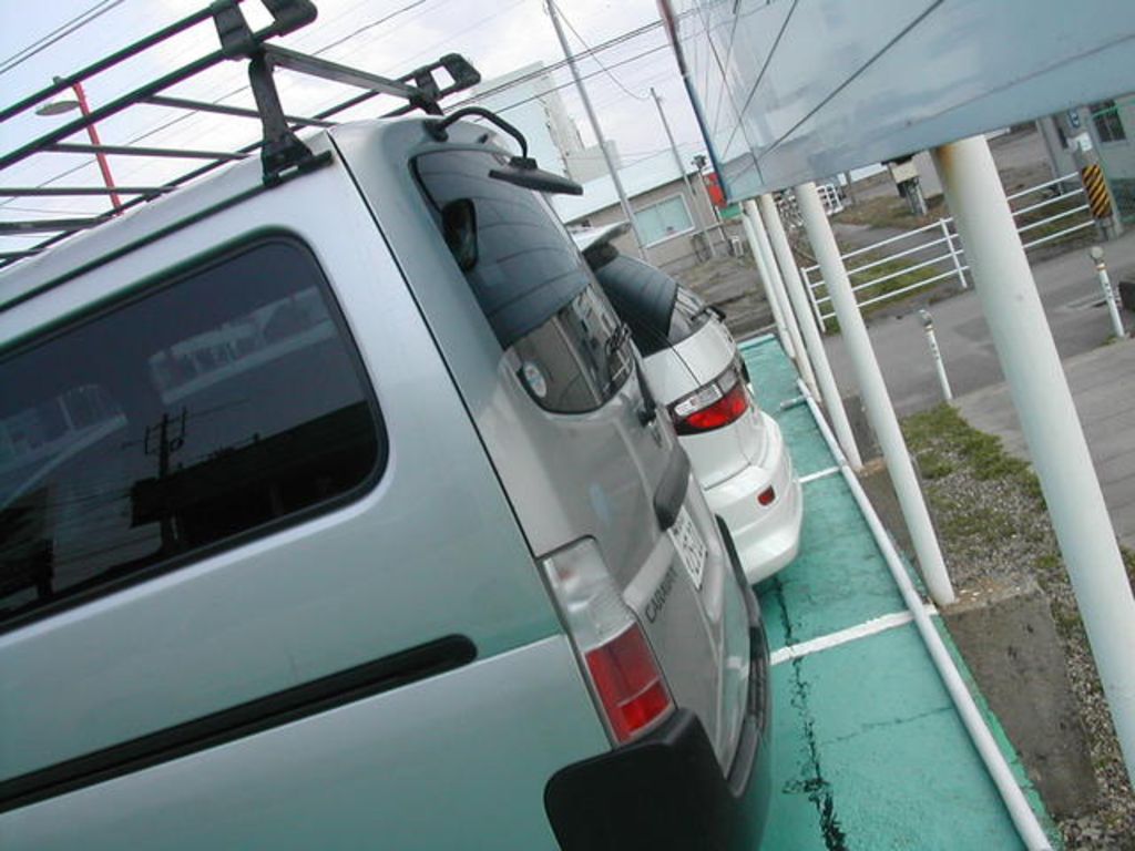 2001 Nissan Caravan