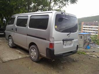 2001 Nissan Caravan Pictures