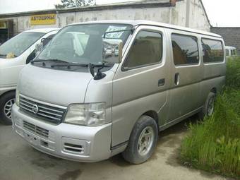 2001 Nissan Caravan Pictures