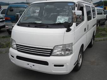 2001 Nissan Caravan Photos