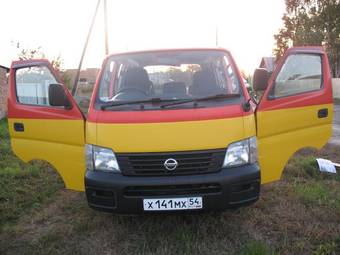 2001 Nissan Caravan Pictures