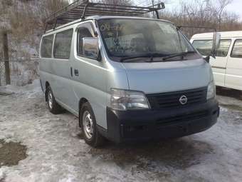 2002 Nissan Caravan Pictures