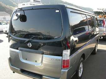 2002 Nissan Caravan Pictures