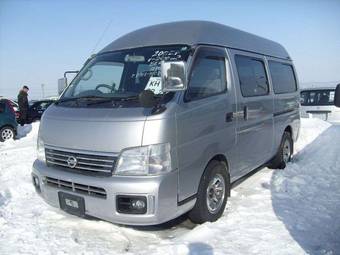 2002 Nissan Caravan Photos