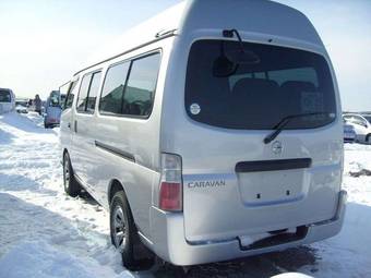 2002 Nissan Caravan Photos