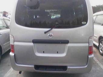 2002 Nissan Caravan Pictures