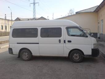2002 Nissan Caravan Pictures