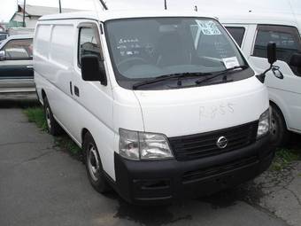 2002 Nissan Caravan Pictures