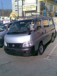 2002 Nissan Caravan Pictures