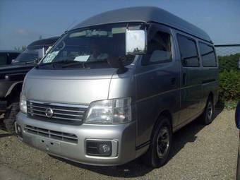 2002 Nissan Caravan Photos