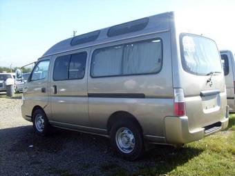 2002 Nissan Caravan Photos