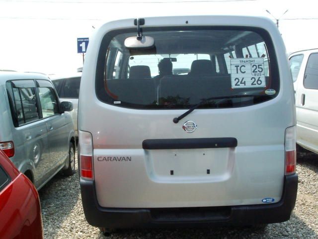 2003 Nissan Caravan