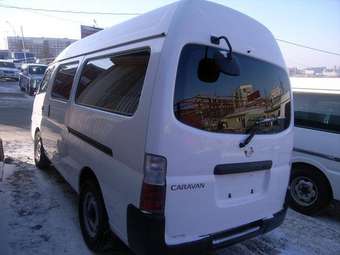 2003 Nissan Caravan Photos
