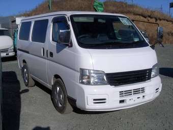 2003 Nissan Caravan Images