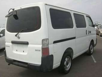 2003 Nissan Caravan Photos