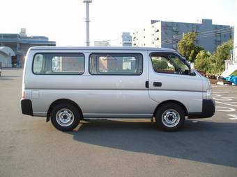 2003 Nissan Caravan Pictures