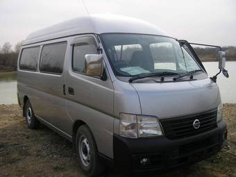 2003 Nissan Caravan Photos