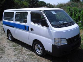 2003 Nissan Caravan Pictures