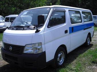 2003 Nissan Caravan Pictures