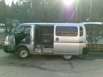 2003 Nissan Caravan For Sale