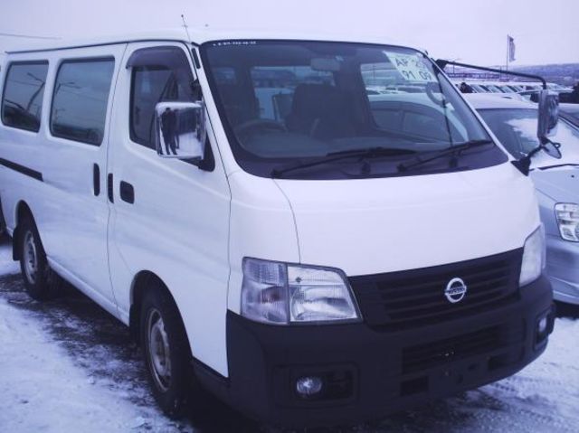 2004 Nissan Caravan