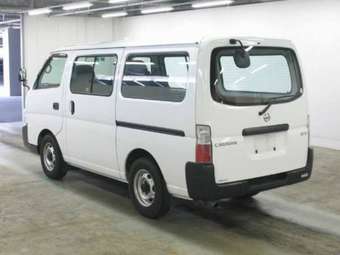 2004 Nissan Caravan Pictures