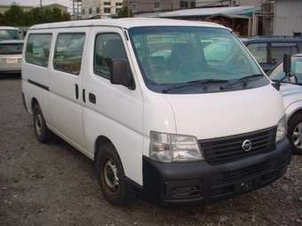 2004 Nissan Caravan Pictures