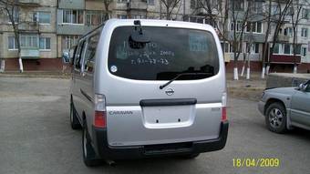 2004 Nissan Caravan Photos