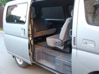 2004 Nissan Caravan For Sale