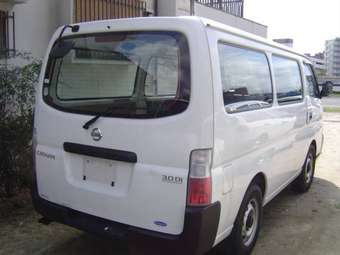 2005 Nissan Caravan Pics