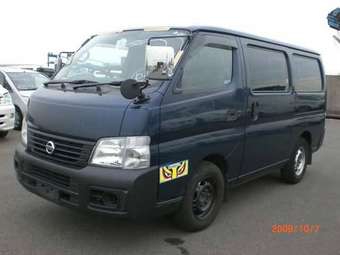 2005 Nissan Caravan Images