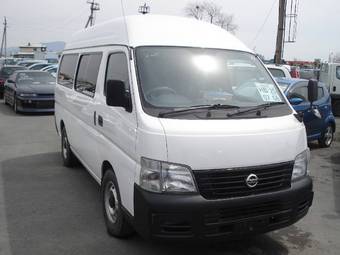 2005 Nissan Caravan Photos