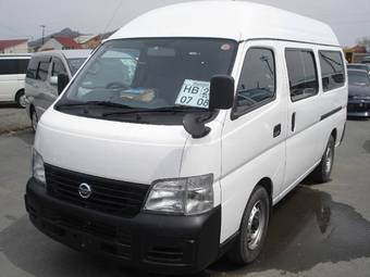 2005 Nissan Caravan Pictures