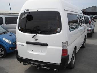 2005 Nissan Caravan Photos