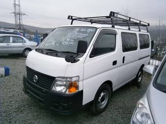 2010 Nissan Caravan Pictures