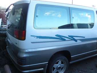 1997 Nissan Caravan Elgrand Photos