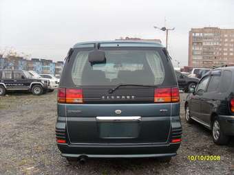 1997 Nissan Caravan Elgrand Pictures