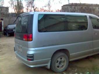 1998 Nissan Caravan Elgrand Photos