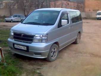 1998 Nissan Caravan Elgrand Photos