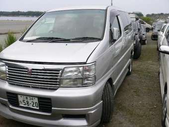 1998 Nissan Caravan Elgrand Pics