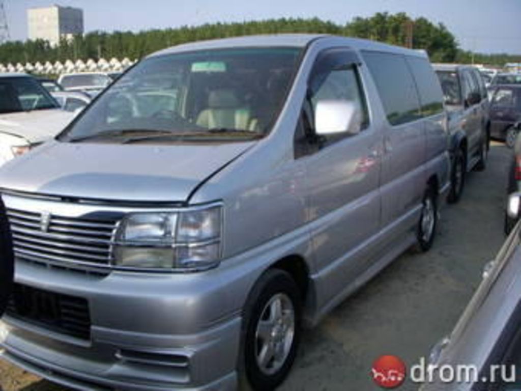 2000 Nissan Caravan Elgrand